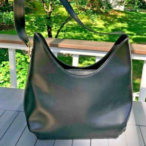 Delphine Paris Leather Hobo Bag Black
